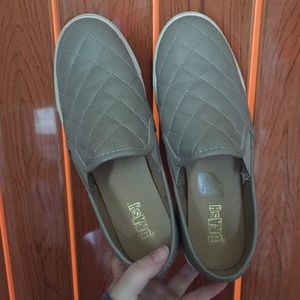 Brash slide on shoes